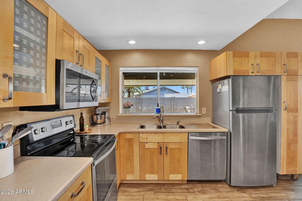 12447 N 50TH Lane, Glendale, AZ 85304 — photo 3