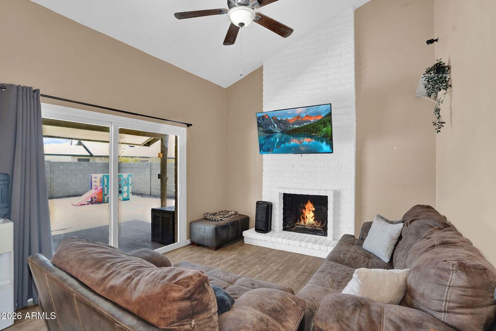12447 N 50TH Lane, Glendale, AZ 85304 — photo 5