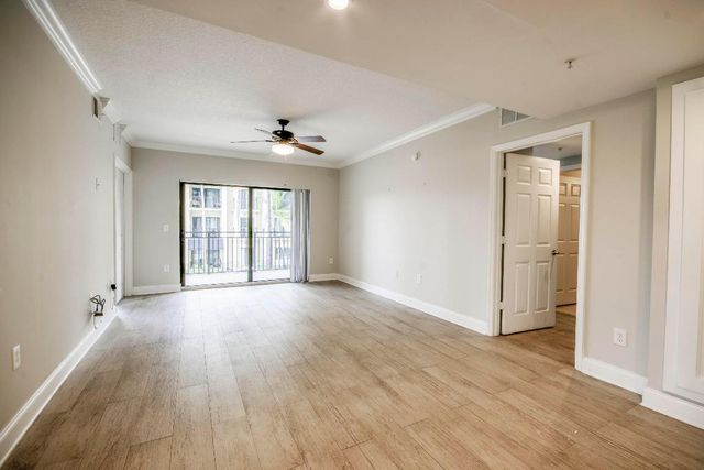 4905 Midtown Lane 2209, Palm Beach Gardens, FL 33418