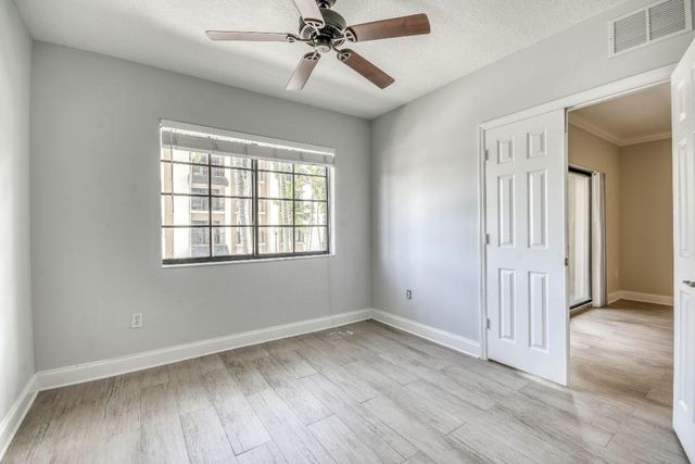 4905 Midtown Lane 2209, Palm Beach Gardens, FL 33418