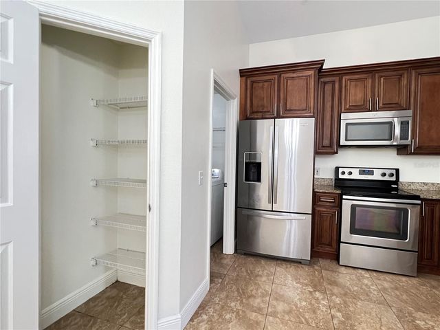 2859 BLOOMING ALAMANDA LOOP, Kissimmee, FL 34747