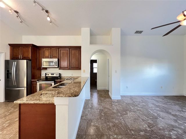 2859 BLOOMING ALAMANDA LOOP, Kissimmee, FL 34747