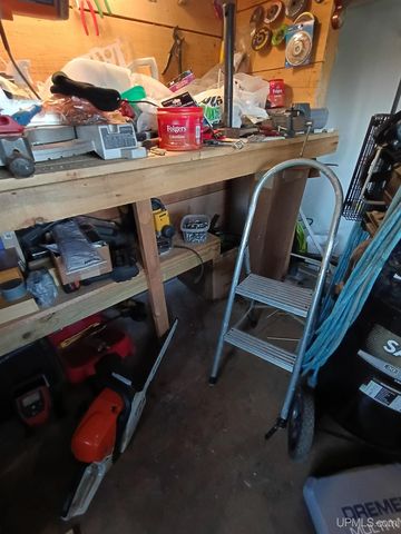 120 Town Line Road, Skandia, MI 49885