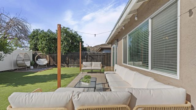10018 Tamil Rd, Lakeside, CA 92040