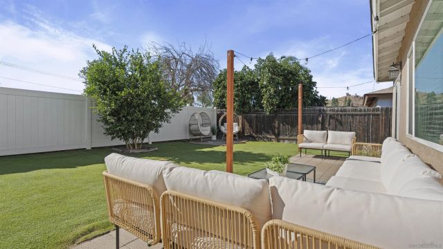 10018 Tamil Rd, Lakeside, CA 92040
