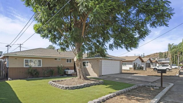 10018 Tamil Rd, Lakeside, CA 92040