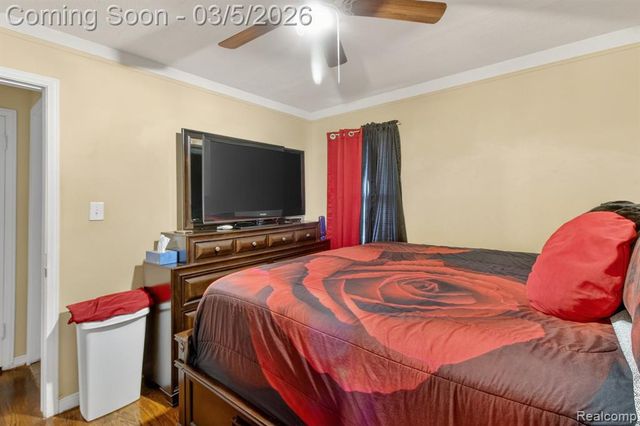 11319 Woodbine, Redford, MI 48239