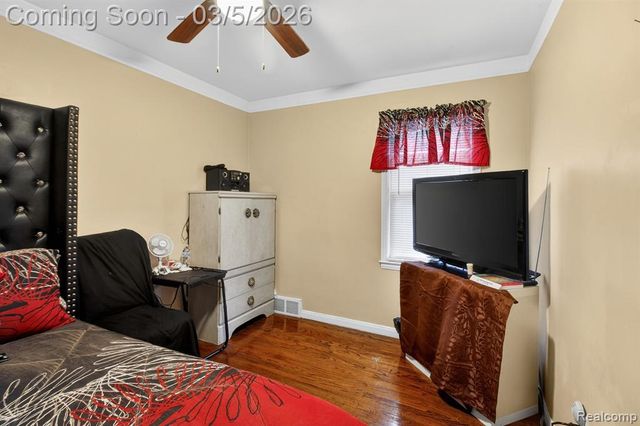 11319 Woodbine, Redford, MI 48239