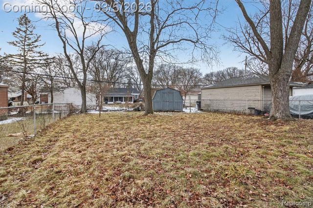 11319 Woodbine, Redford, MI 48239