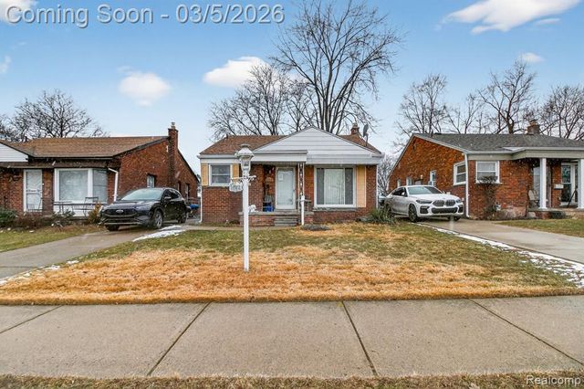 11319 Woodbine, Redford, MI 48239