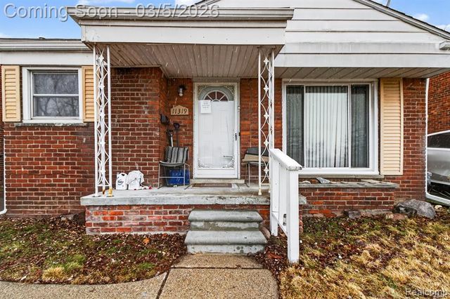 11319 Woodbine, Redford, MI 48239