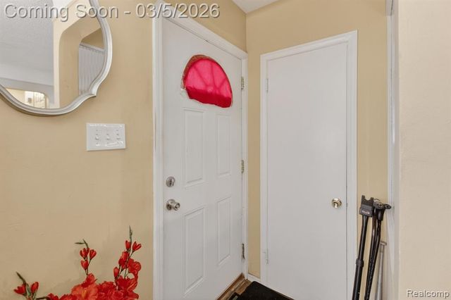 11319 Woodbine, Redford, MI 48239