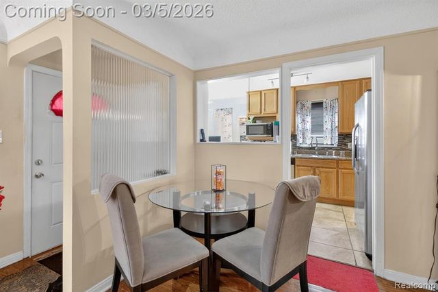 11319 Woodbine, Redford, MI 48239