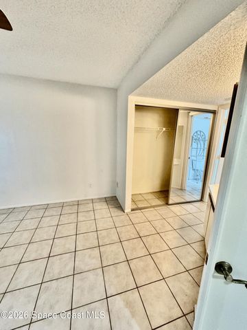 915 Sonesta Avenue NE 102, Palm Bay, FL 32905