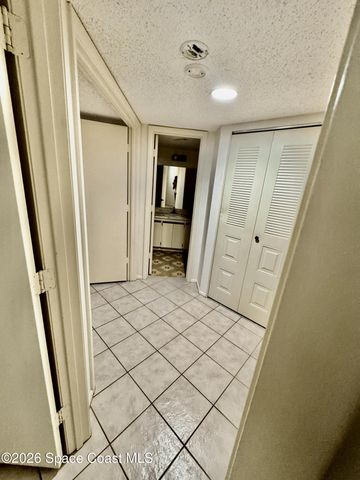 915 Sonesta Avenue NE 102, Palm Bay, FL 32905