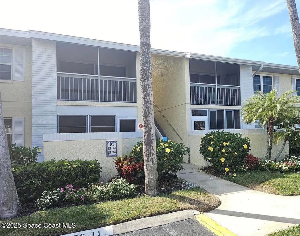 915 Sonesta Avenue NE, 102, Palm Bay, FL 32905