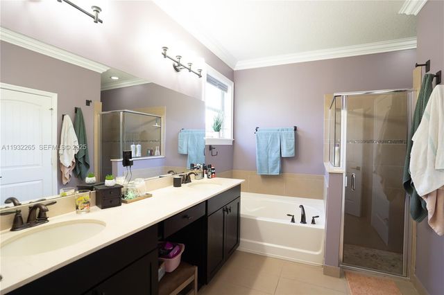 2135 NW 14th Ter, Homestead, FL 33030