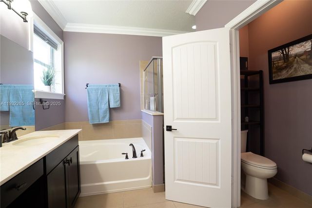 2135 NW 14th Ter, Homestead, FL 33030