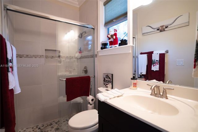 2135 NW 14th Ter, Homestead, FL 33030