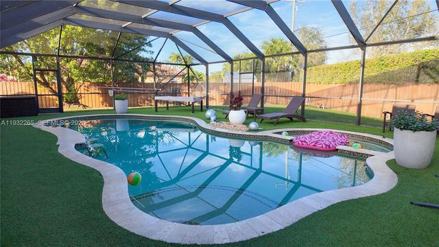 2135 NW 14th Ter, Homestead, FL 33030