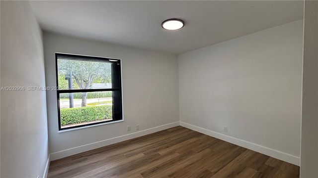 49 Forest Circle, Cooper City, FL 33026