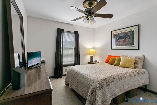 8950 Cook Dr, Hayes, VA 23072