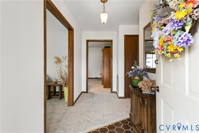 8950 Cook Dr, Hayes, VA 23072