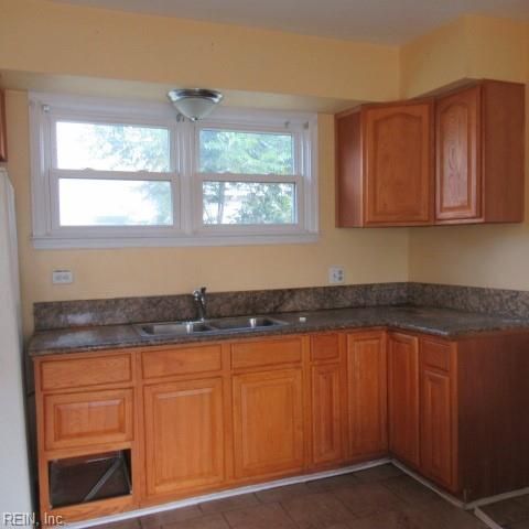 1530 Atlantic AVE, Chesapeake, VA 23324