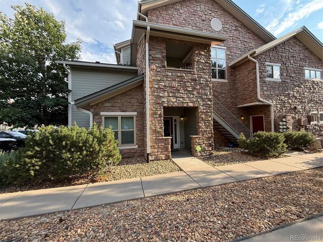 18681 E Water Drive B, Aurora, CO 80013