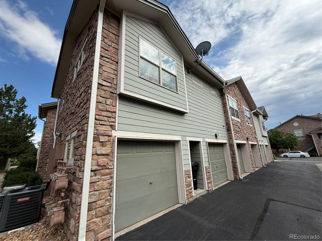 18681 E Water Drive B, Aurora, CO 80013
