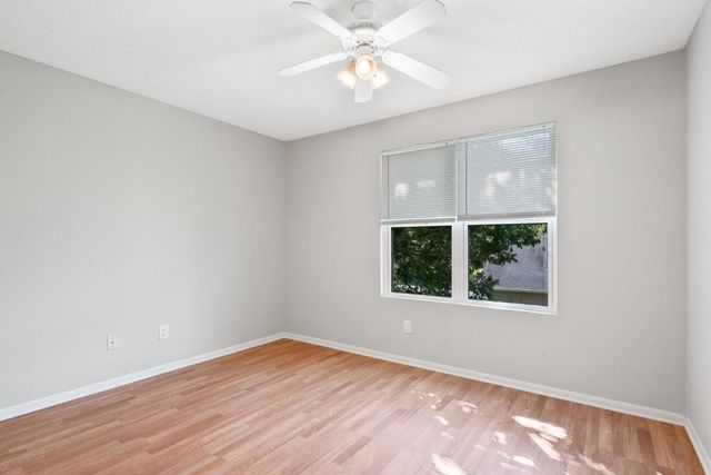 8703 Schick RD A, Austin, TX 78729