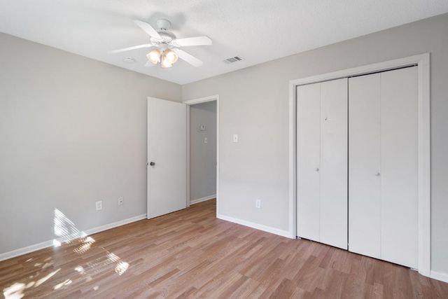 8703 Schick RD A, Austin, TX 78729