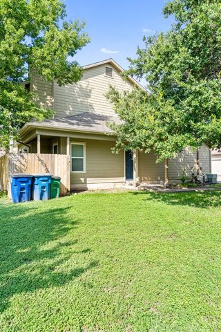 8703 Schick RD A, Austin, TX 78729