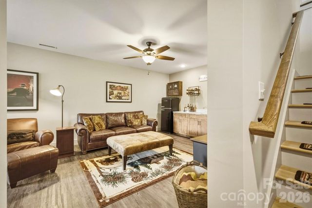 5515 Cedar Cove Way, Lenoir, NC 28645