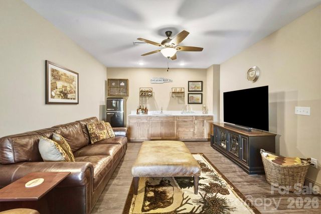 5515 Cedar Cove Way, Lenoir, NC 28645