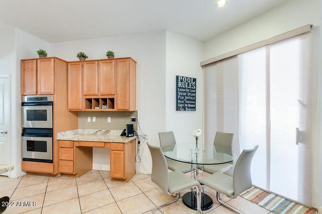 2037 W PERIWINKLE Way, Chandler, AZ 85248