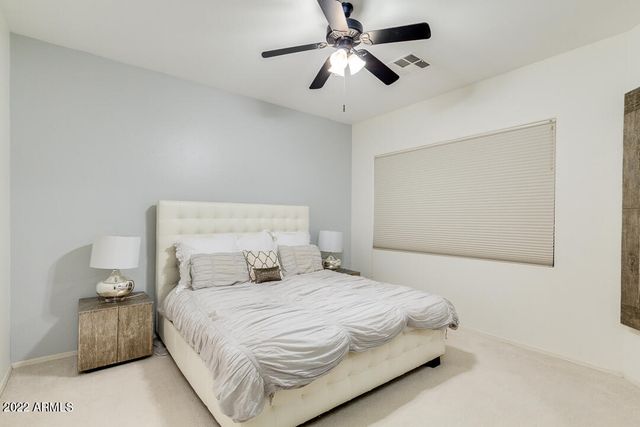 2037 W PERIWINKLE Way, Chandler, AZ 85248