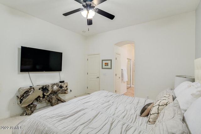 2037 W PERIWINKLE Way, Chandler, AZ 85248