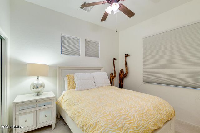 2037 W PERIWINKLE Way, Chandler, AZ 85248