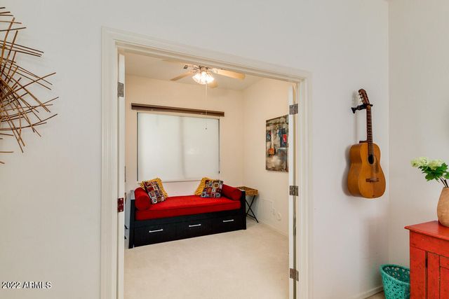 2037 W PERIWINKLE Way, Chandler, AZ 85248