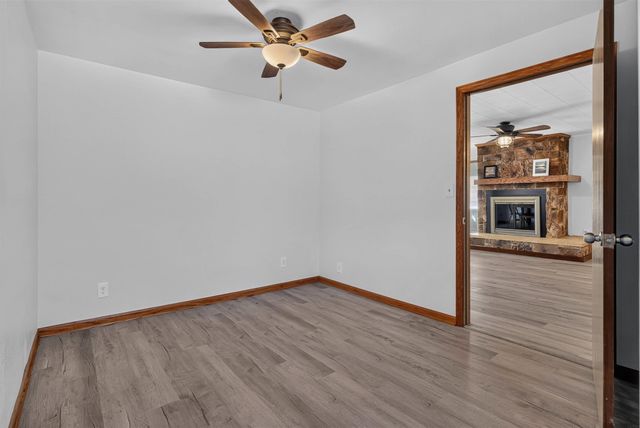904 Cottage Row Lane, Cedar Falls, IA 50613