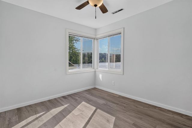 904 Cottage Row Lane, Cedar Falls, IA 50613