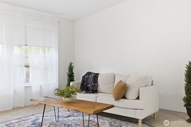 30 NE Lake Place, Tahuya, WA 98588