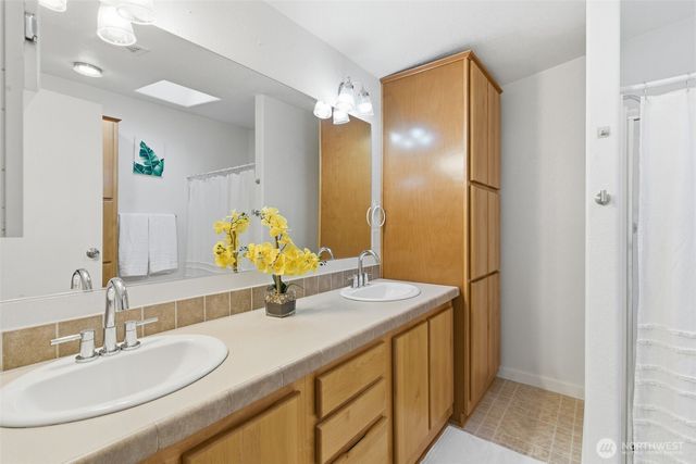 30 NE Lake Place, Tahuya, WA 98588