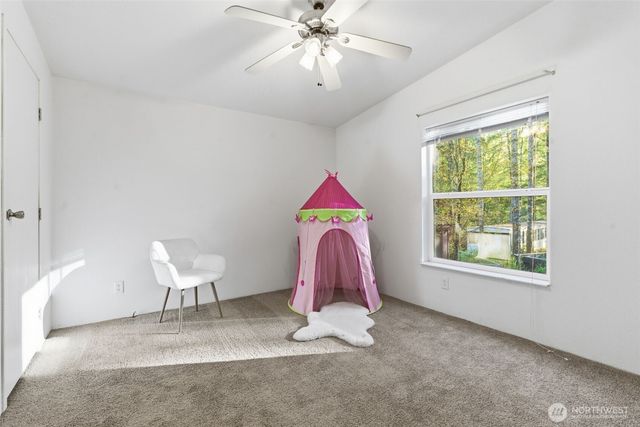 30 NE Lake Place, Tahuya, WA 98588