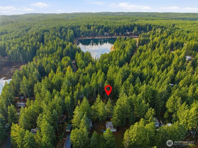 30 NE Lake Place, Tahuya, WA 98588