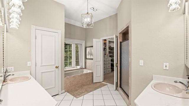 3608 Meadow Lane, Moore, OK 73160