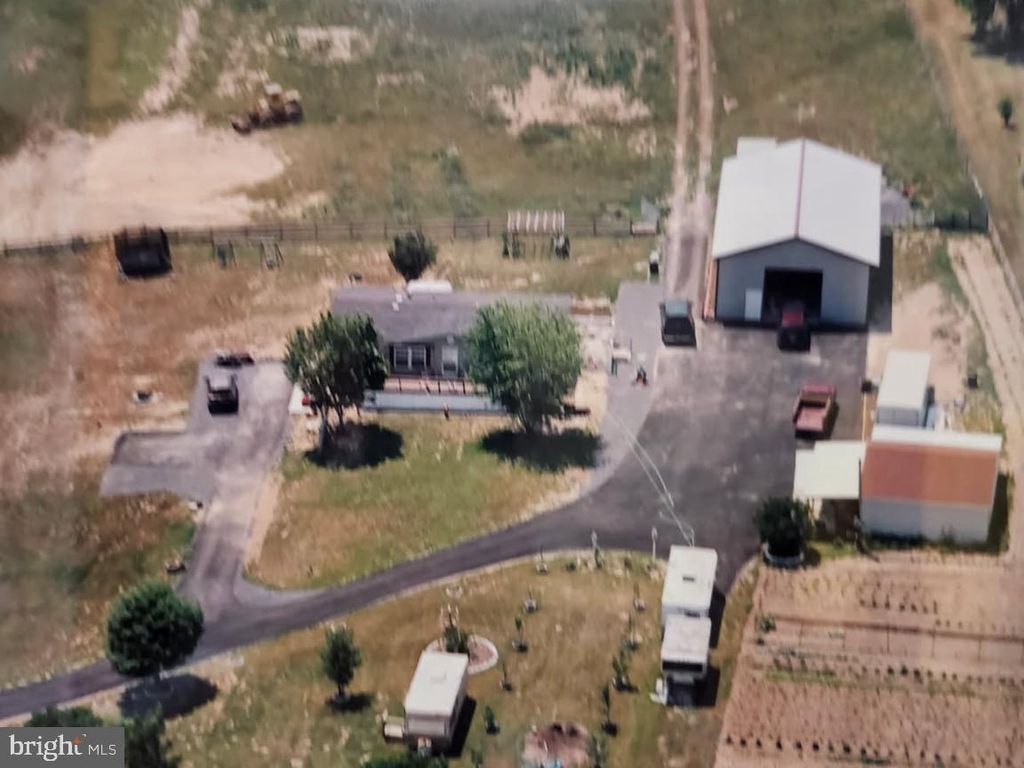 1782 NADENBOUSCH LANE, Inwood, WV 25428