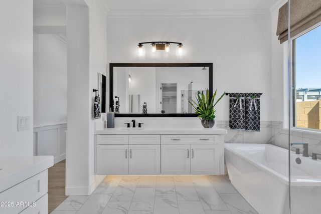 1193 E PALM BEACH Drive, Chandler, AZ 85249