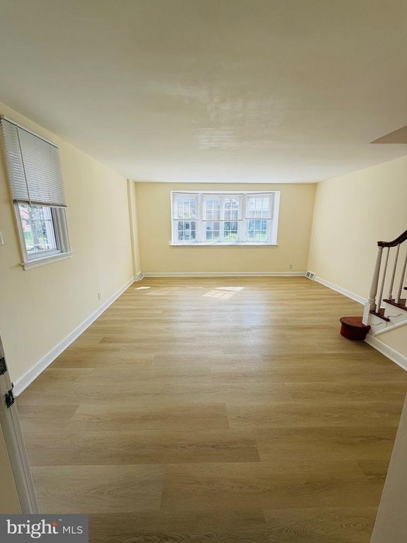 2219 FULLER ST, PHILADELPHIA, PA 19152 — photo 3